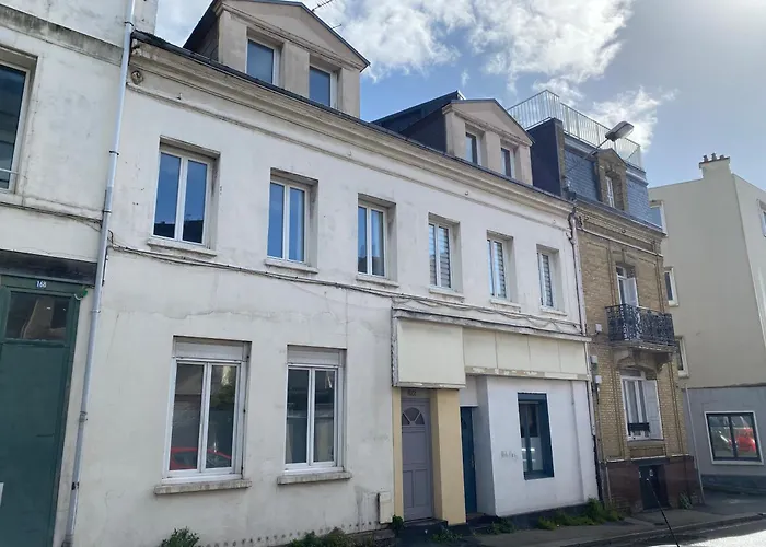 à Bâbord - 400m, 4 Personnes, Appartement