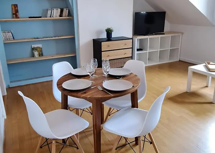 à Bâbord - 400m, 4 Personnes, Appartement